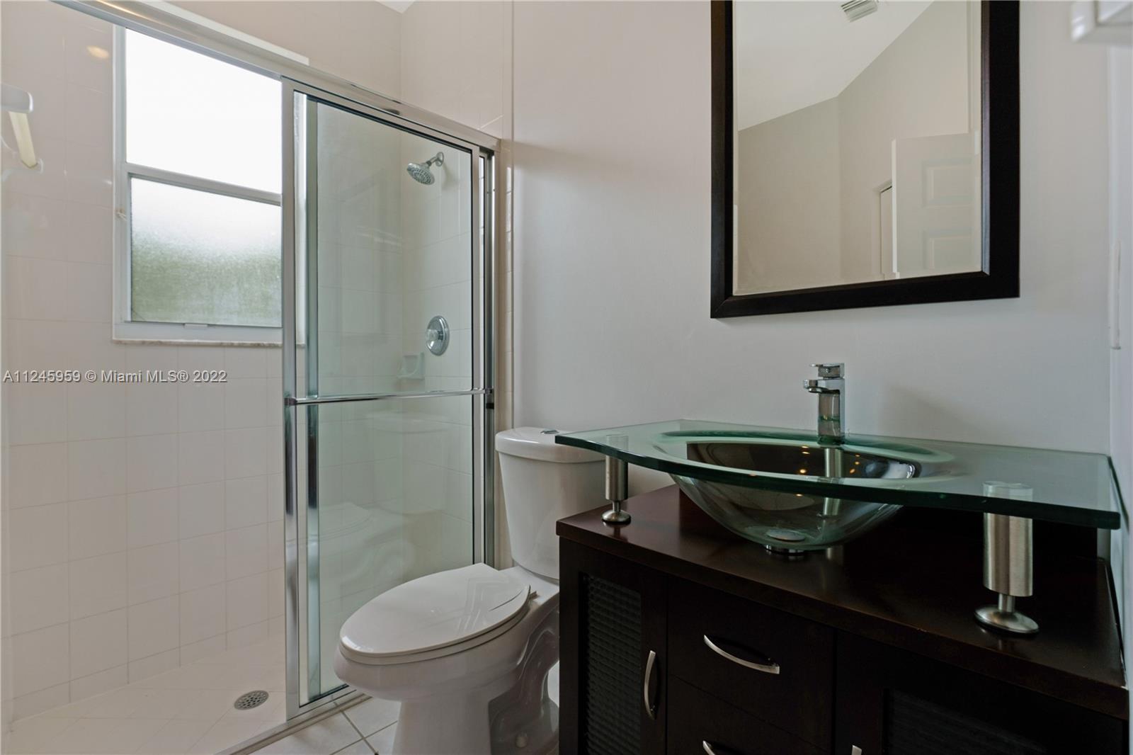 BOCA FALLS - Residential Lease