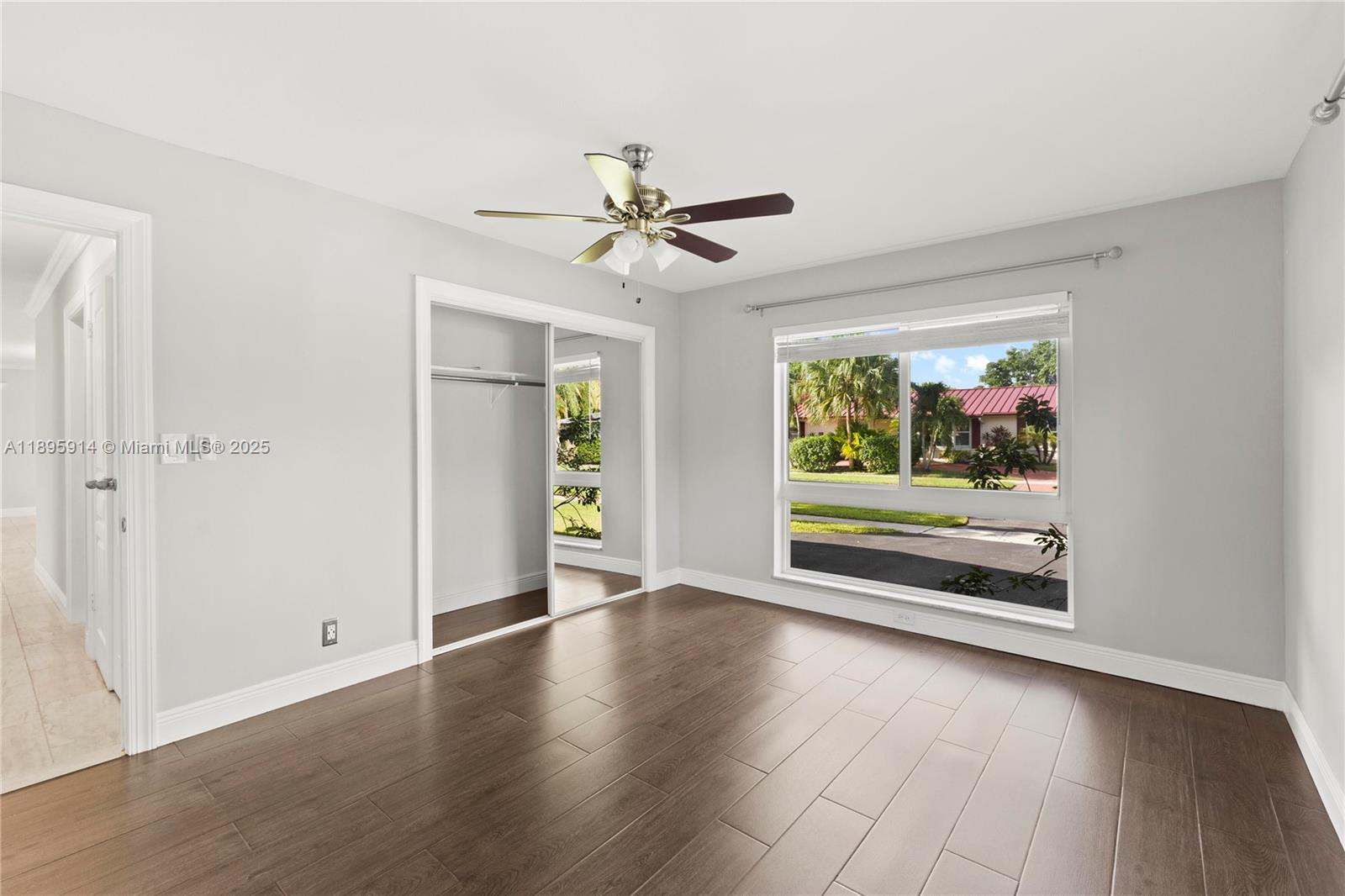 PLANTATION PARK LAKESITES - Residential