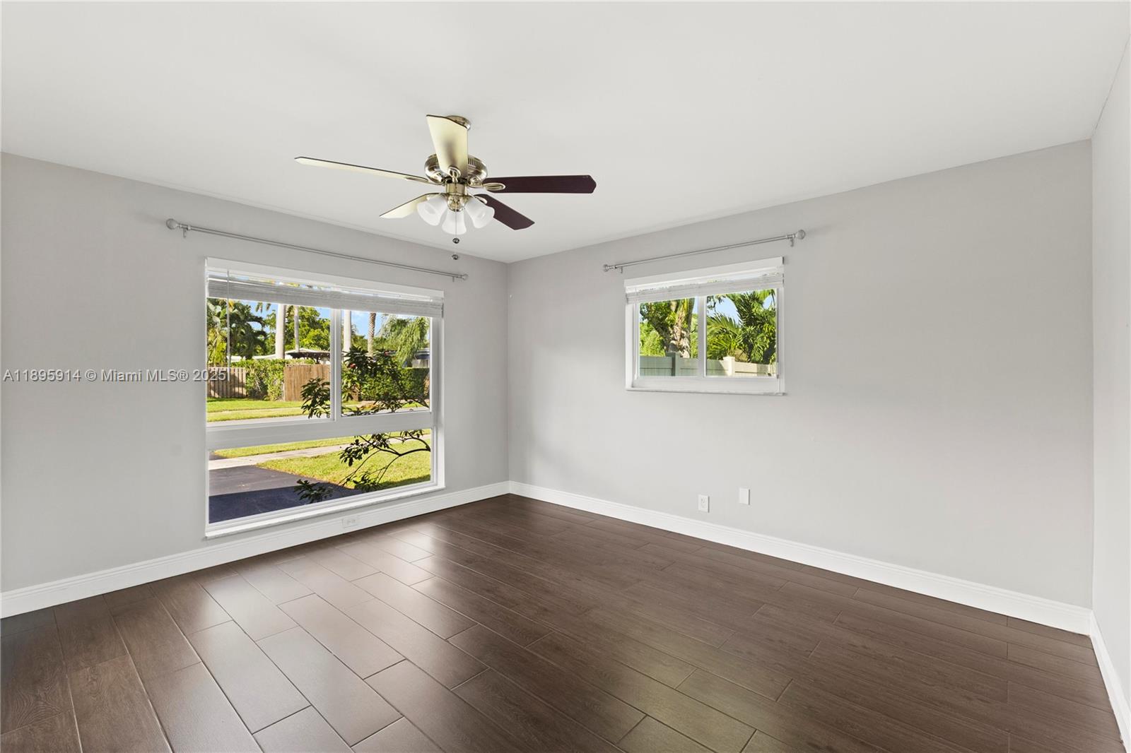 PLANTATION PARK LAKESITES - Residential