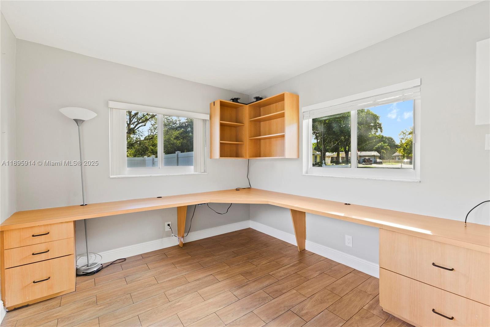 PLANTATION PARK LAKESITES - Residential