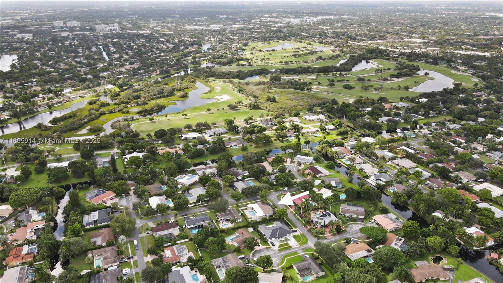PLANTATION PARK LAKESITES - Residential