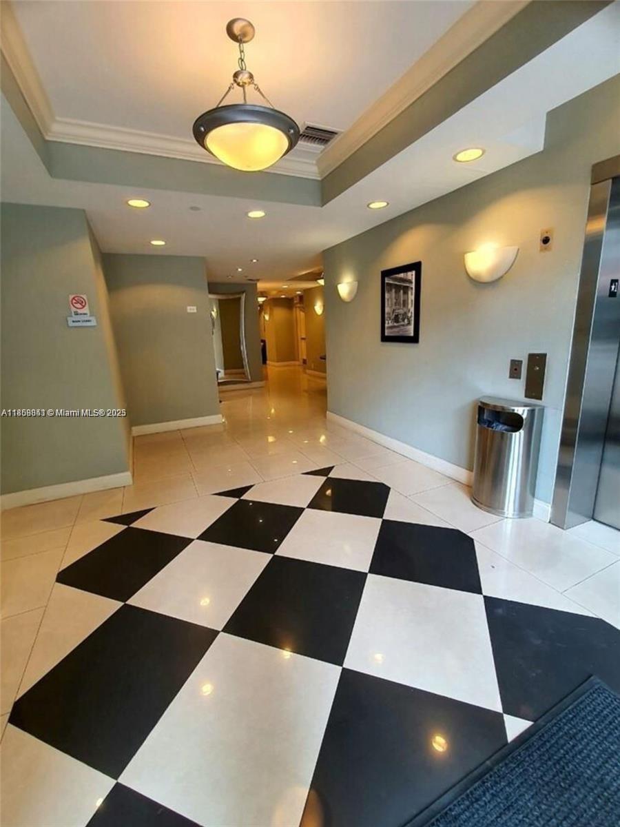 111 E Flagler St 604