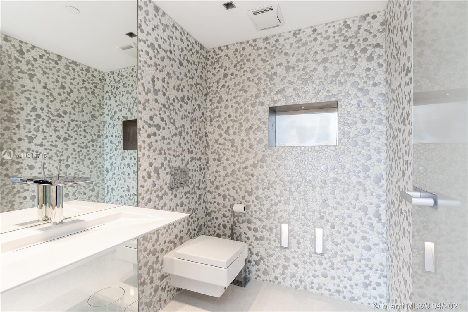 JADE OCEAN CONDO - Residential