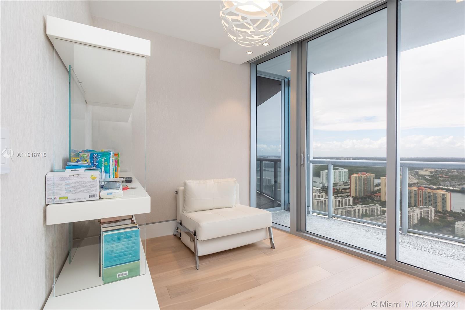 JADE OCEAN CONDO - Residential