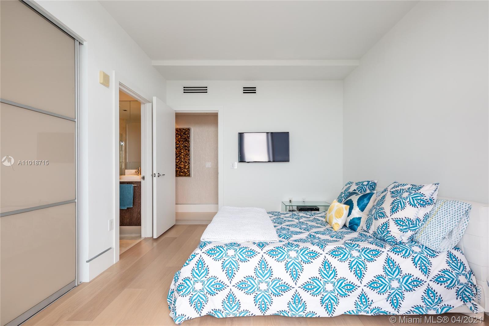 JADE OCEAN CONDO - Residential