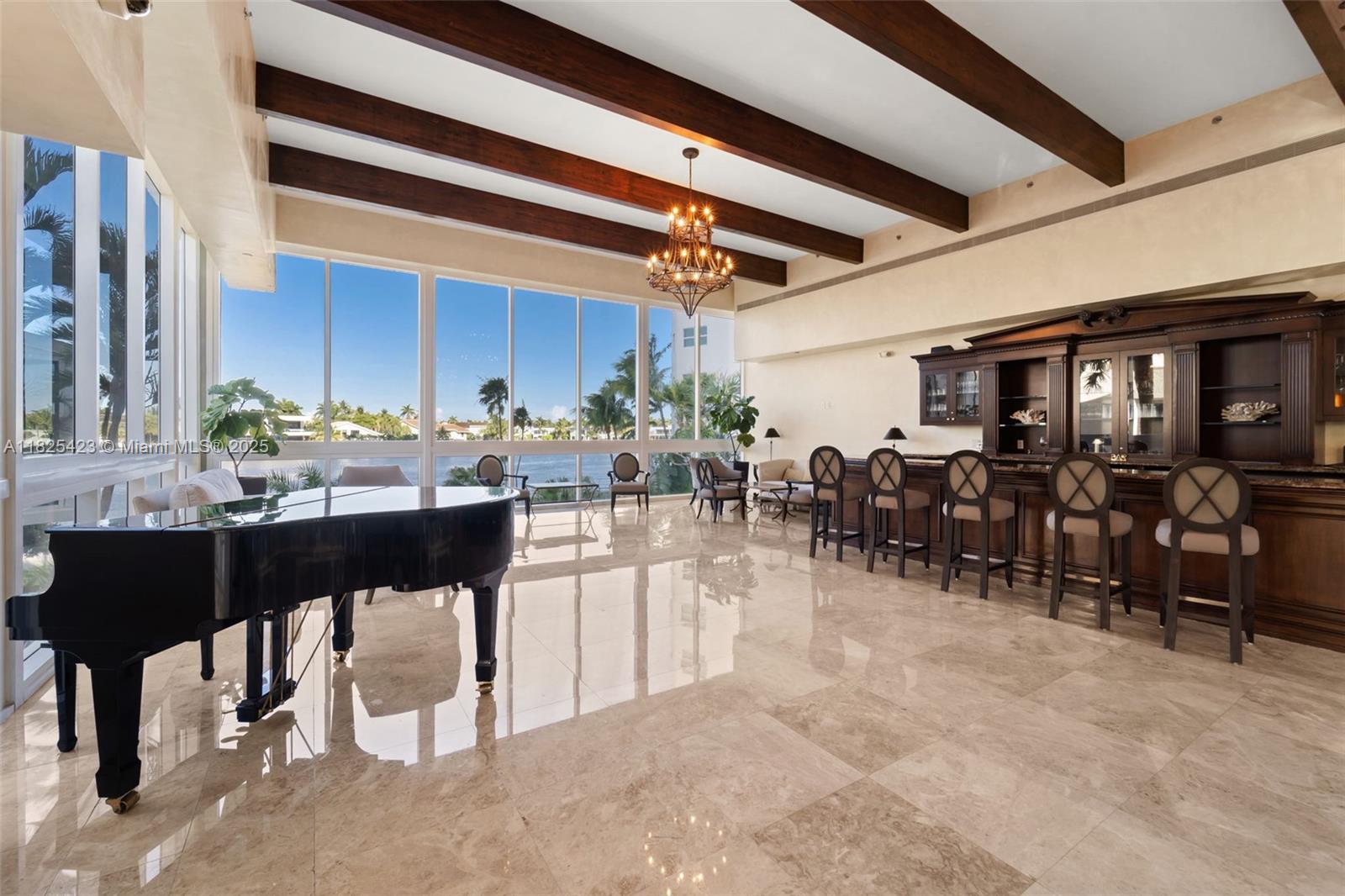 HAMPTONS WEST CONDO - Residential