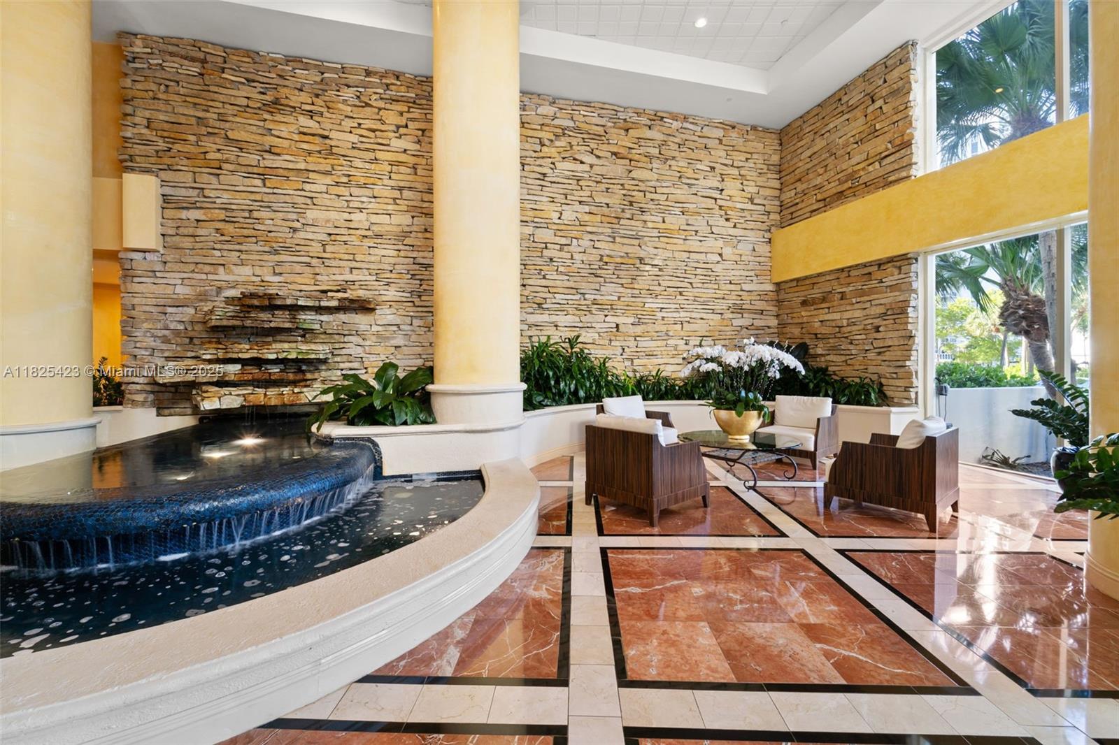 HAMPTONS WEST CONDO - Residential