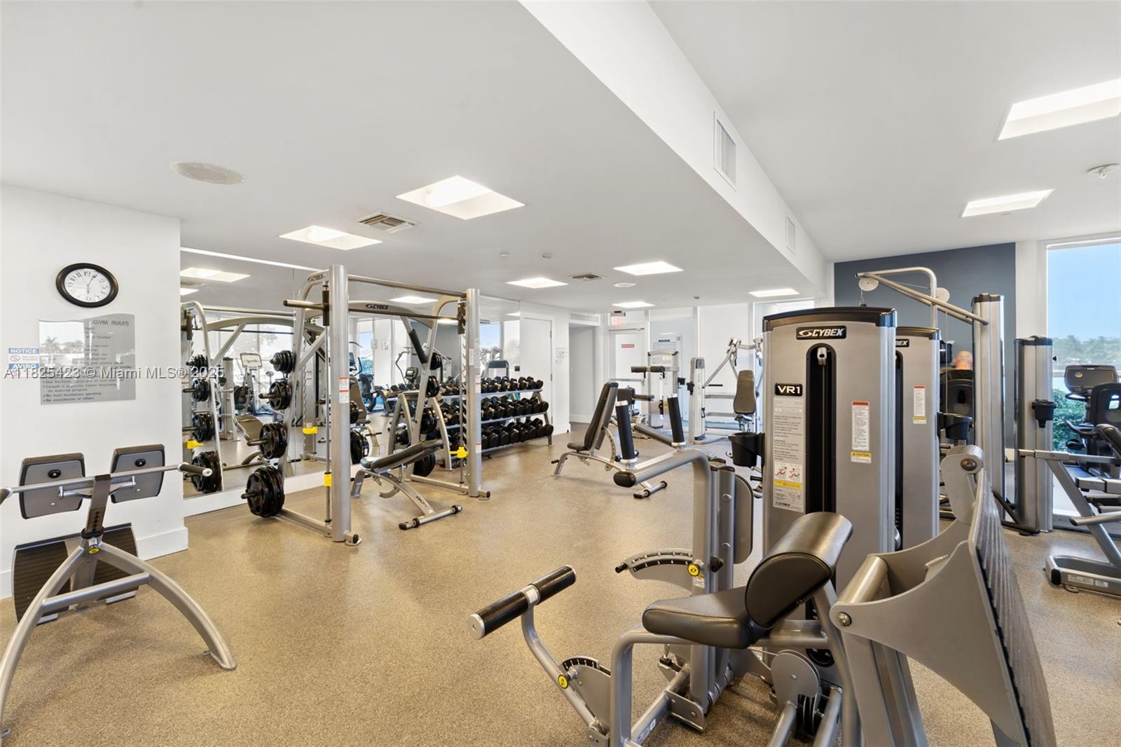 HAMPTONS WEST CONDO - Residential