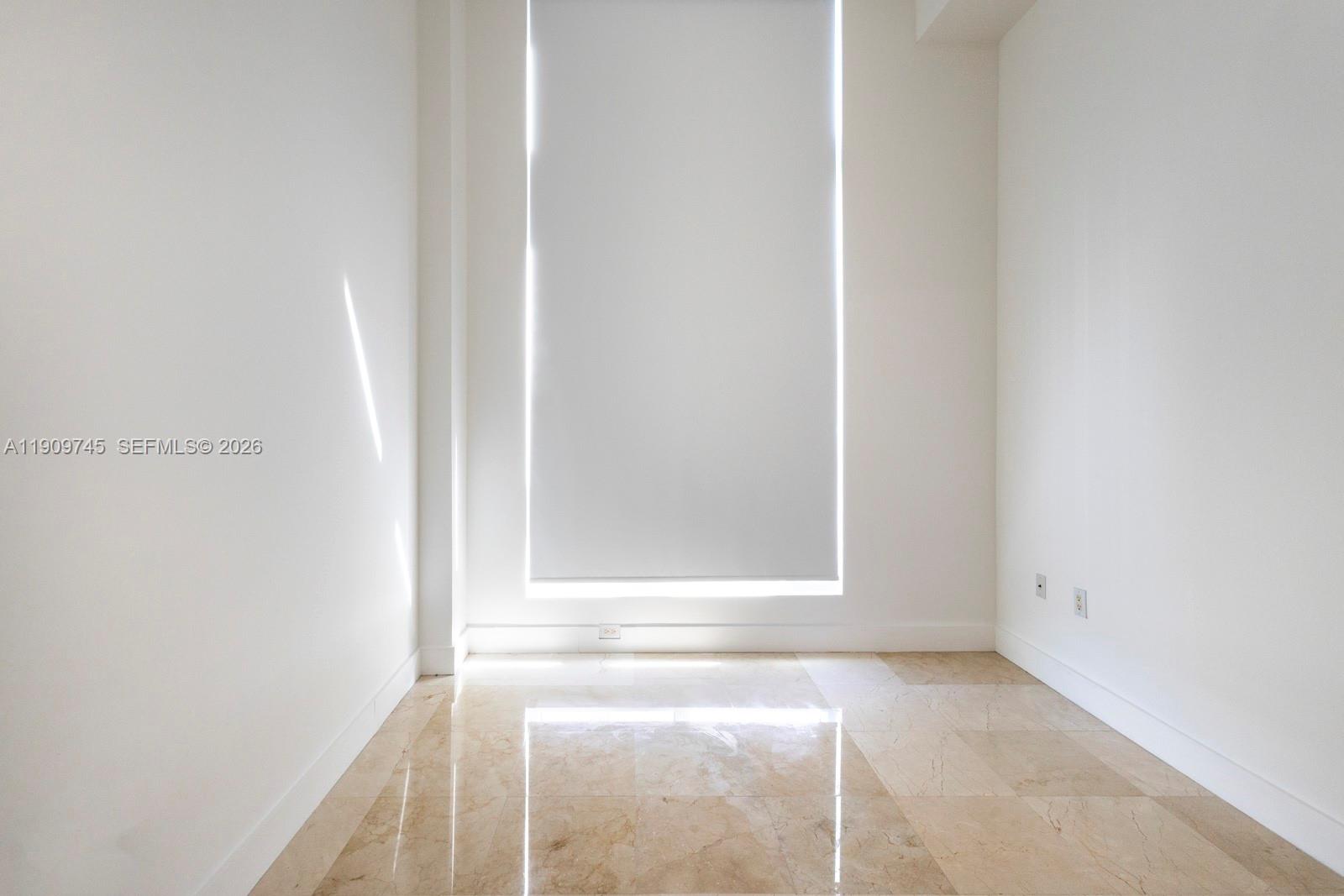 METROPOLIS I AT DADELAND - Residential