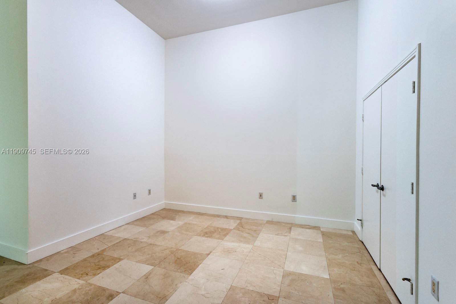 METROPOLIS I AT DADELAND - Residential