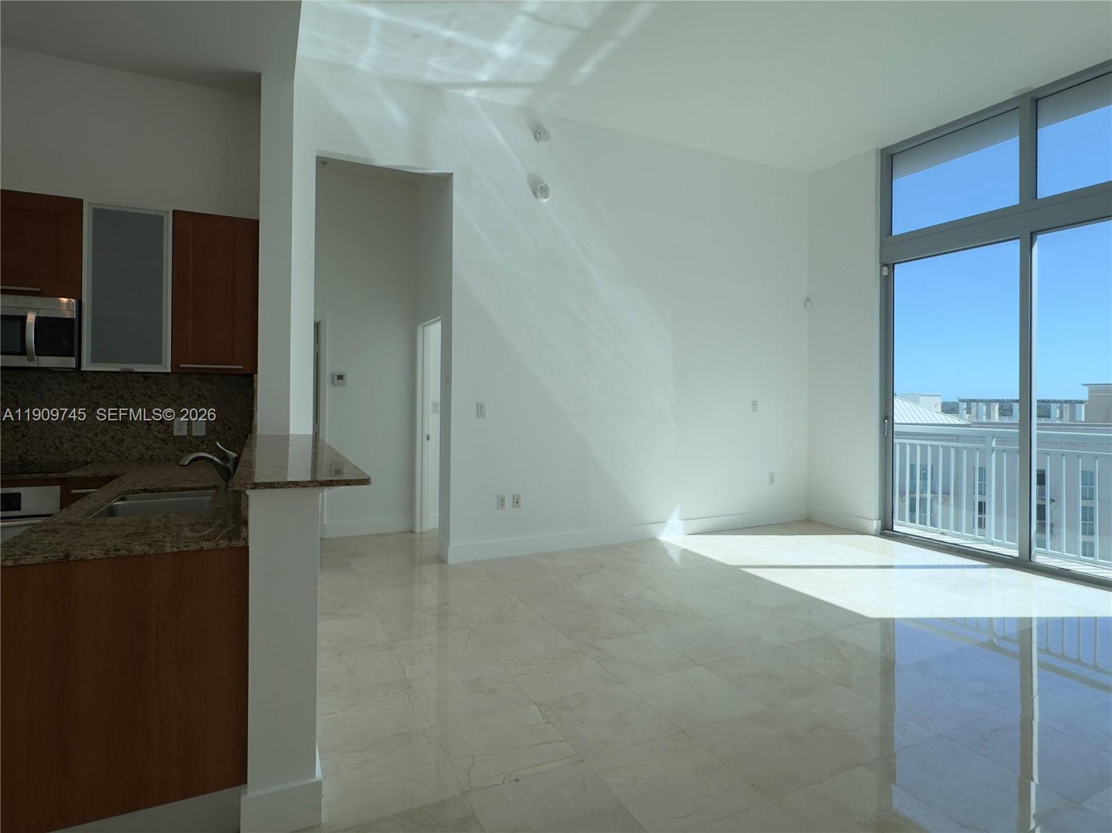 METROPOLIS I AT DADELAND - Residential