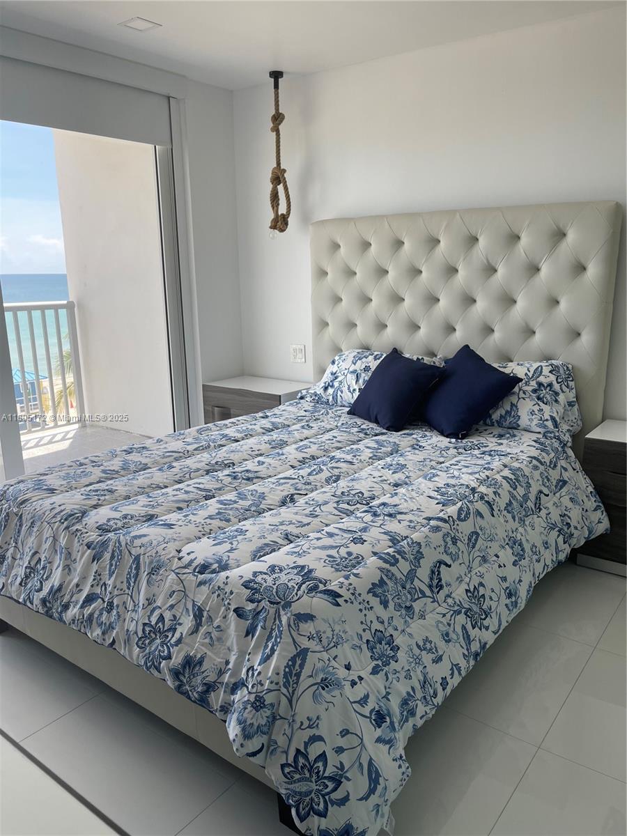 EDGEWATER BEACH TOWERS CO - Residential Lease