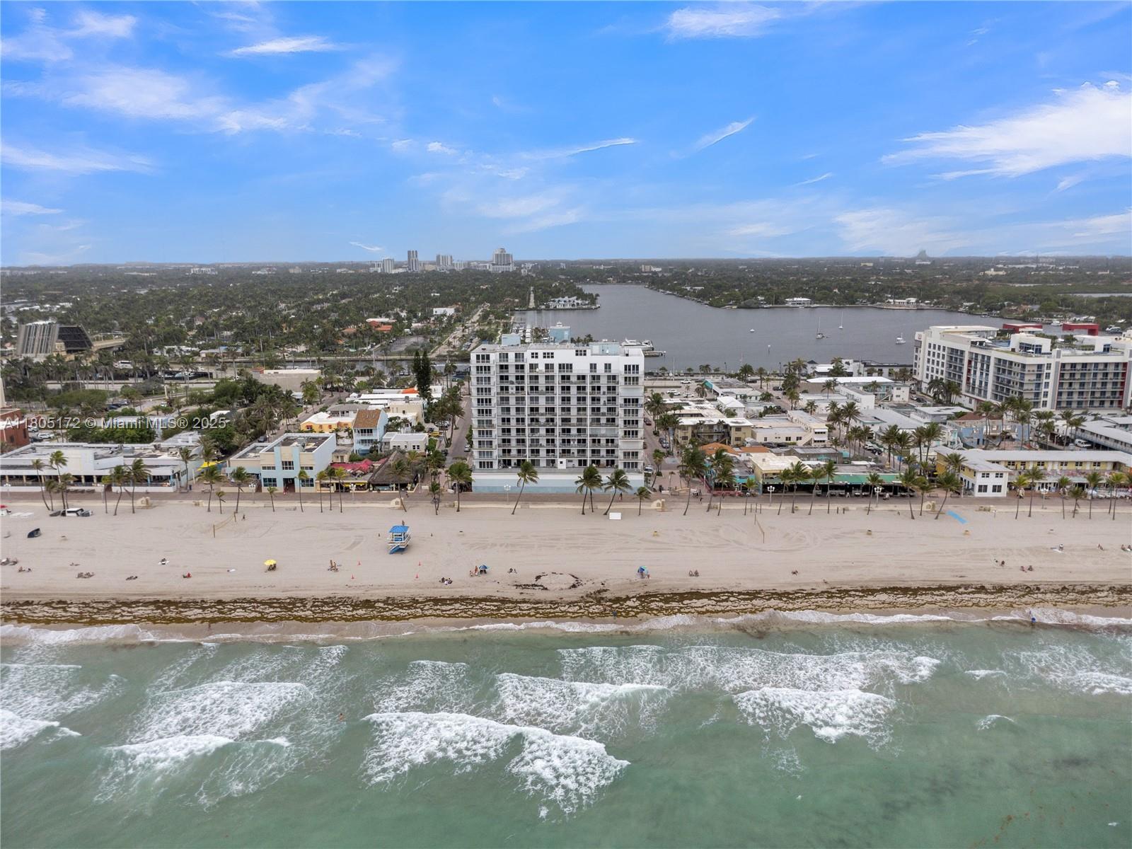 EDGEWATER BEACH TOWERS CO - Residential Lease