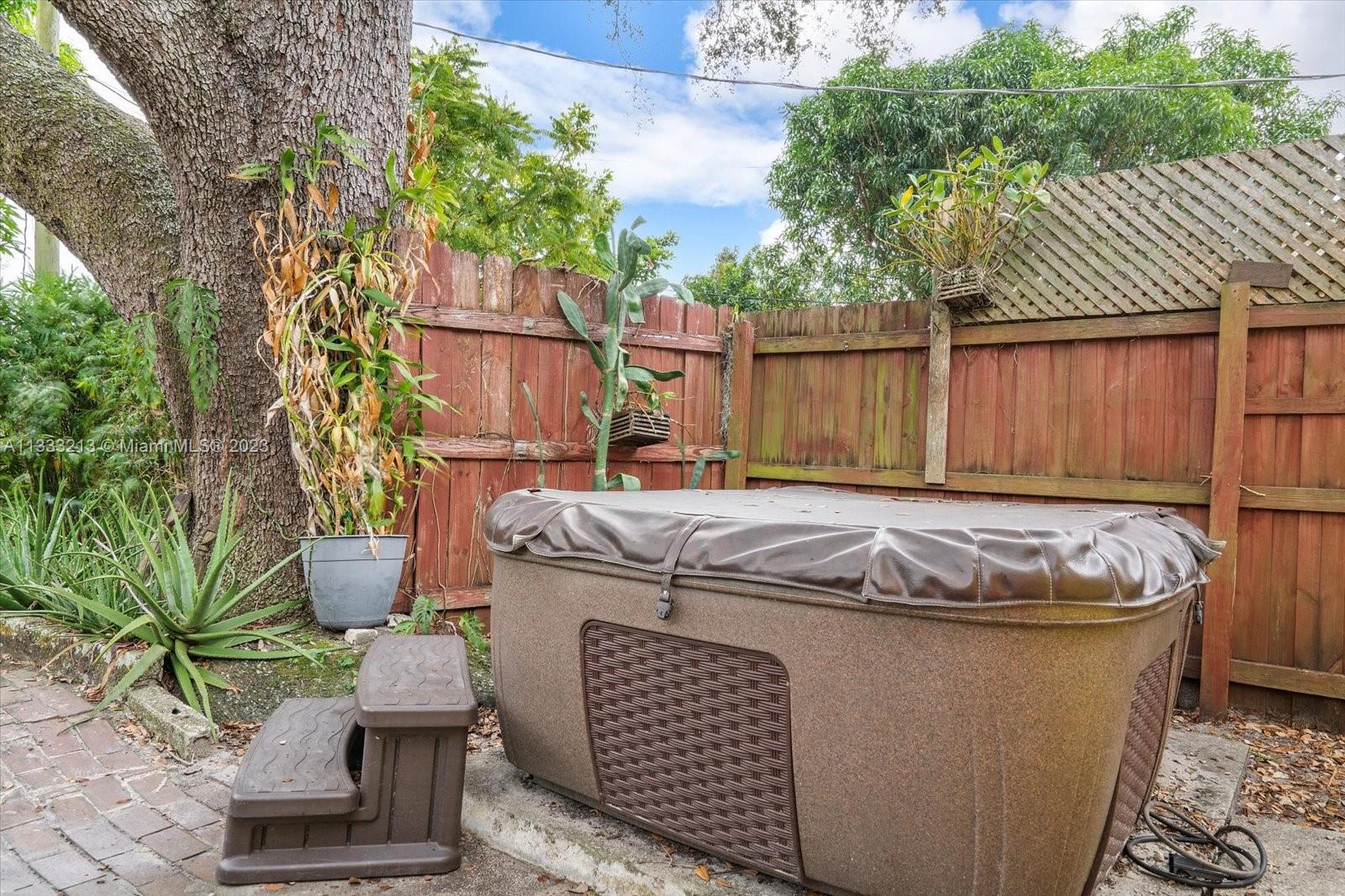 MIRAMAR SEC 3 - Residential