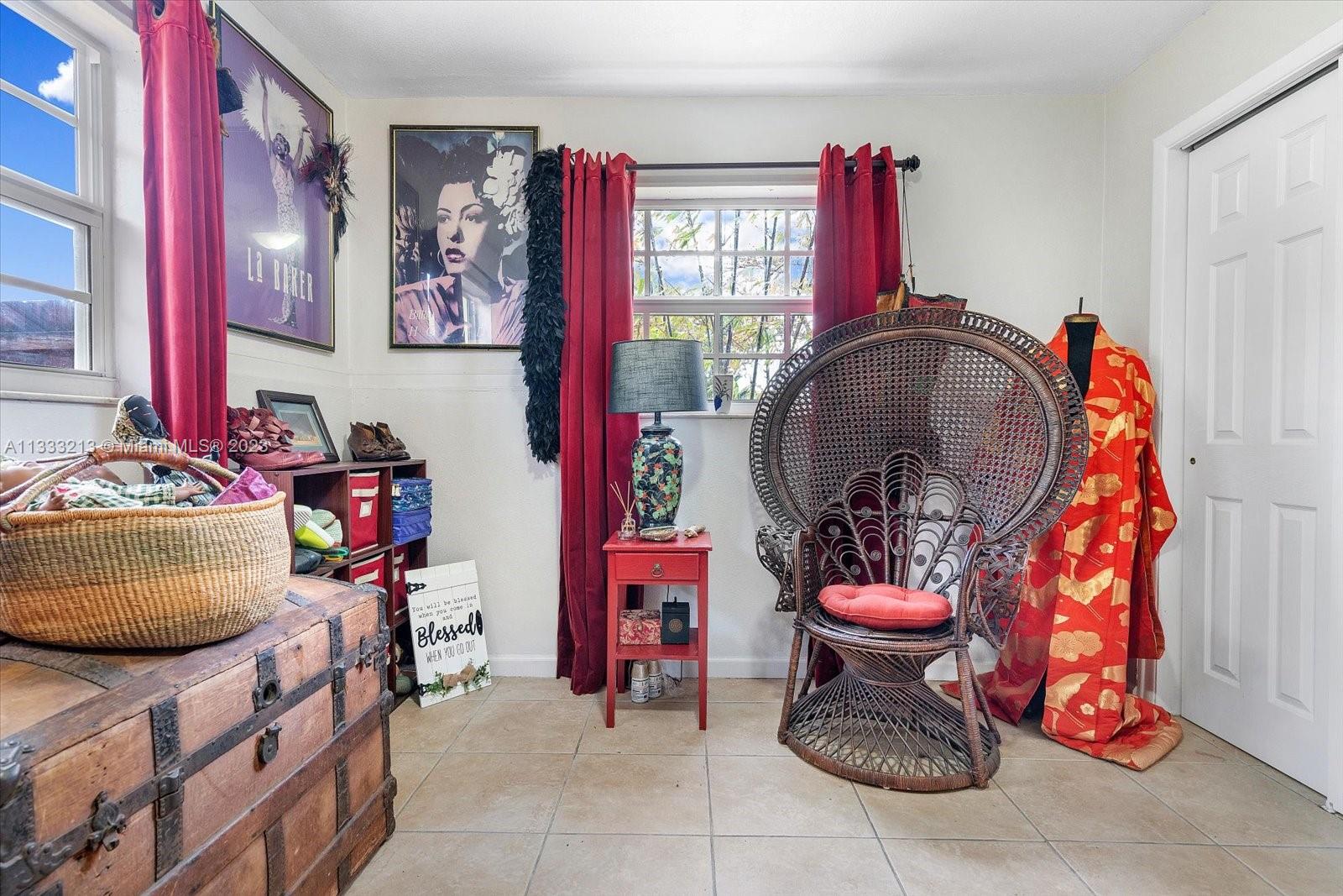 MIRAMAR SEC 3 - Residential