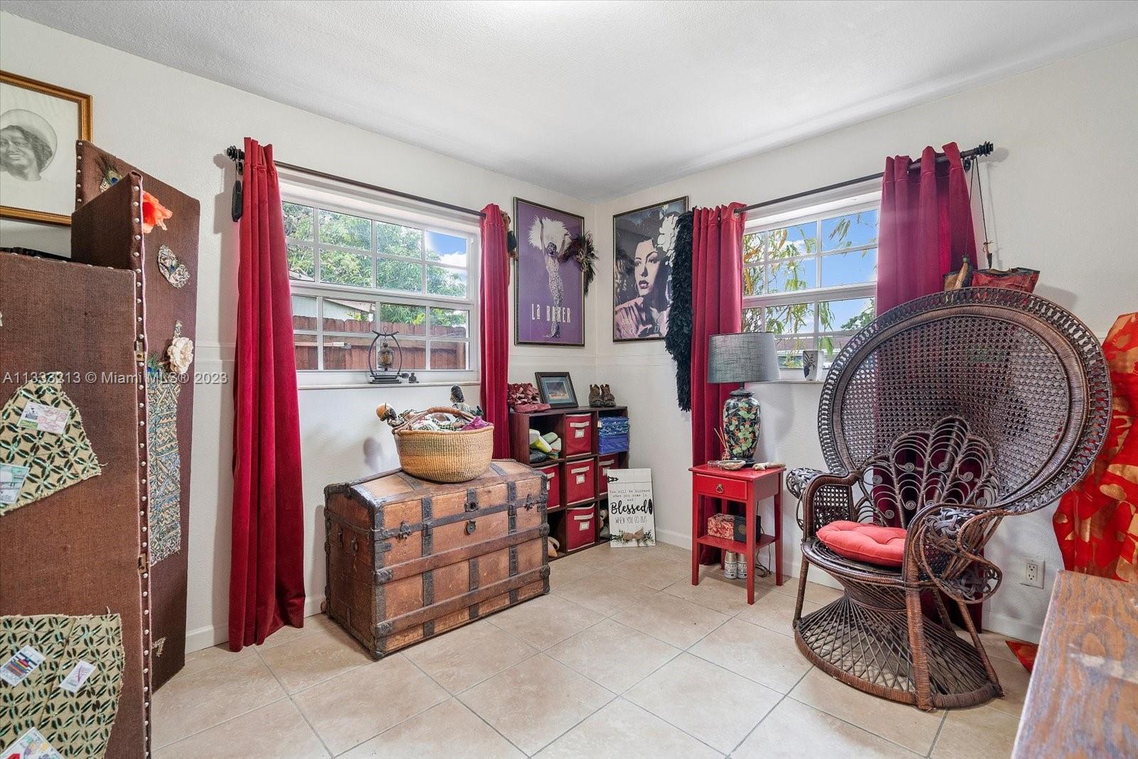 MIRAMAR SEC 3 - Residential