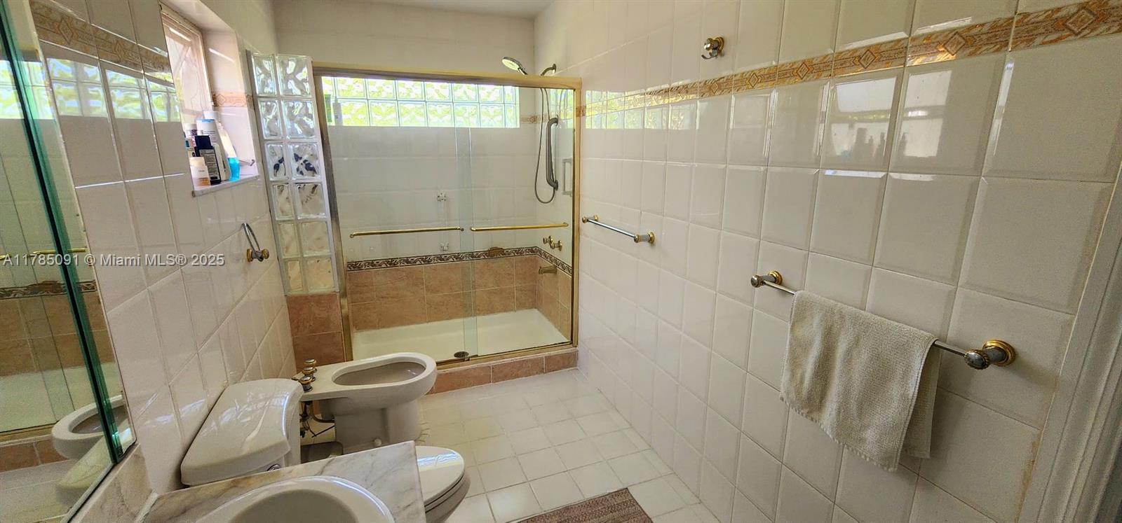 CAMEO WOODS CONDO - Residential