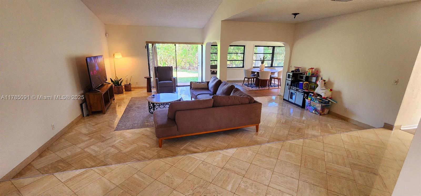 CAMEO WOODS CONDO - Residential