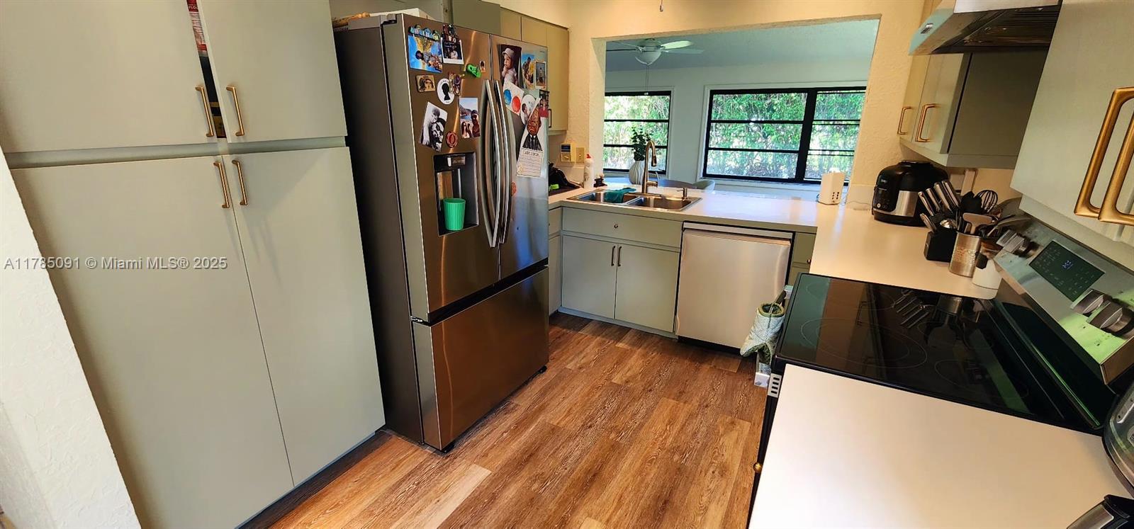 CAMEO WOODS CONDO - Residential