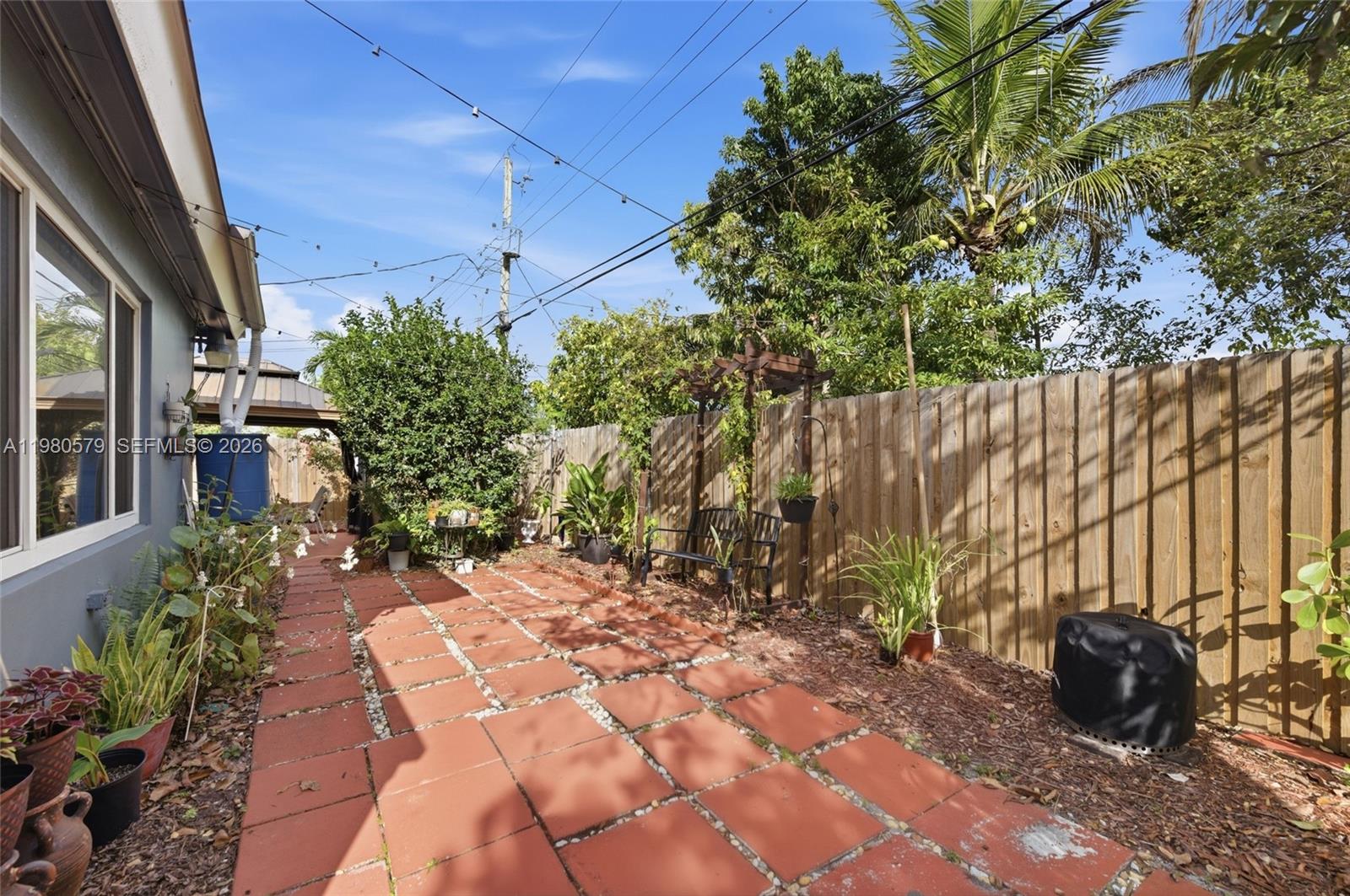 WELWYN MANOR - Residential