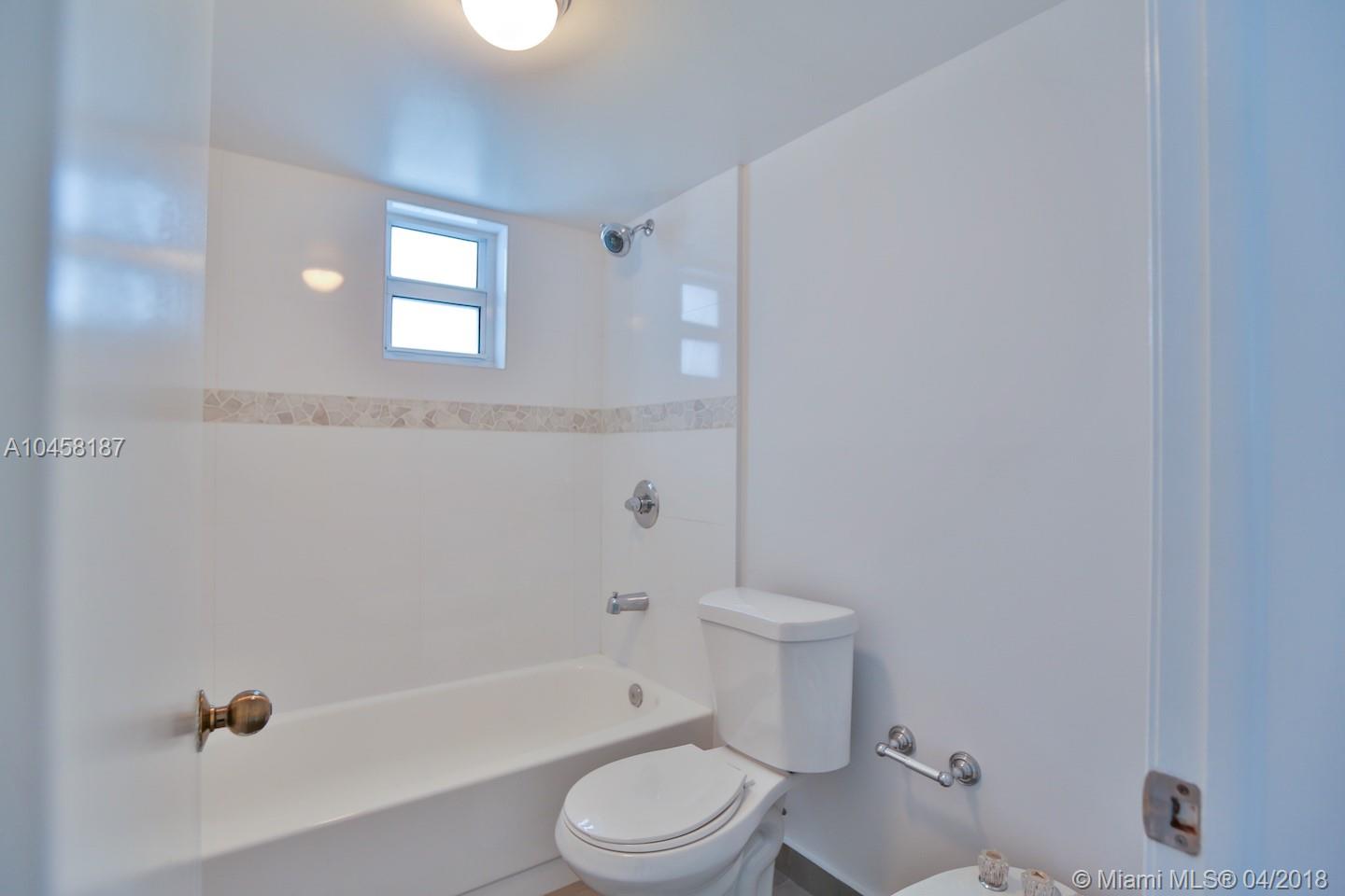 THE ROYAL CLUB CONDO - Residential Lease