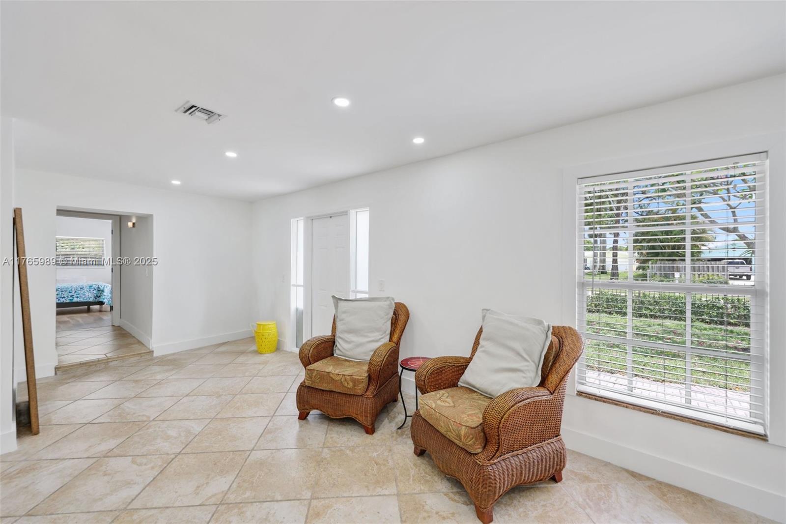 PALM BEACH FARMS CO 3 - Residential