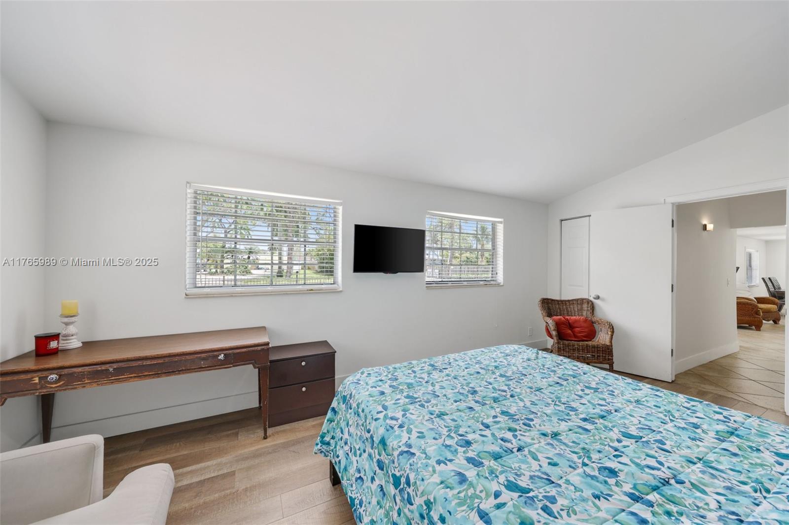 PALM BEACH FARMS CO 3 - Residential
