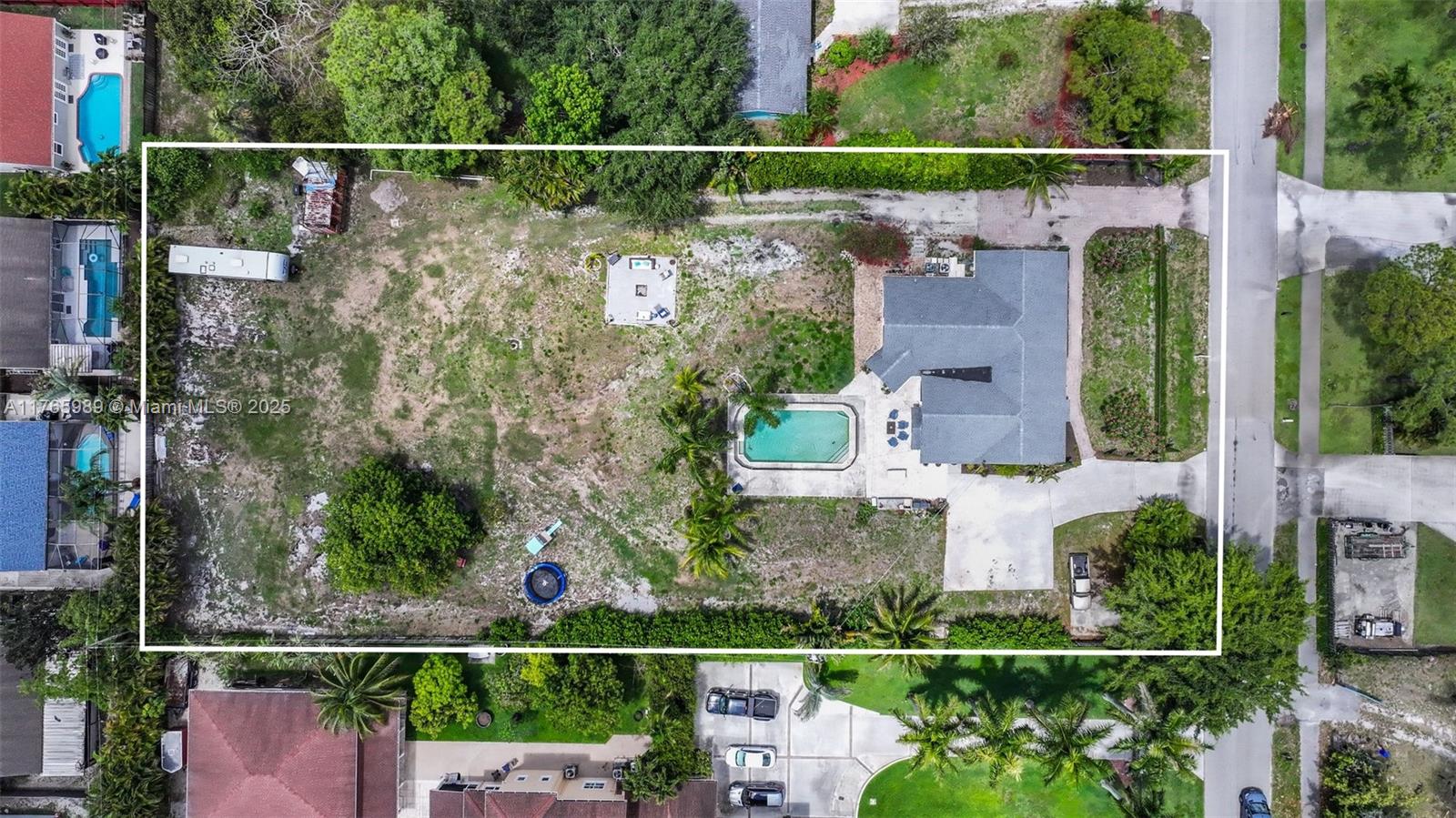PALM BEACH FARMS CO 3 - Residential