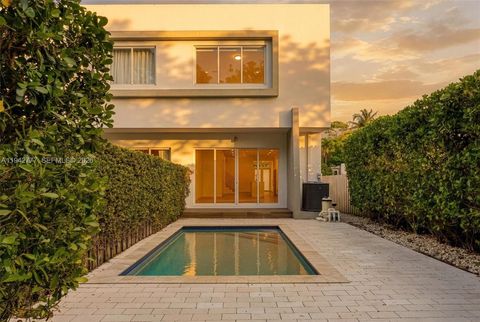 2852 SW 32nd Ct 2852 Miami FL 33133