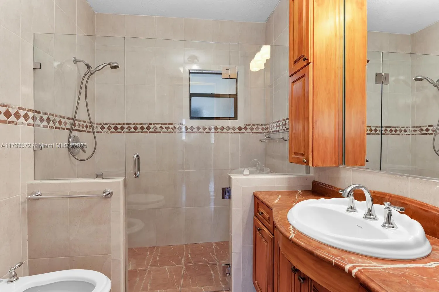 Miami, Florida 33165, United States, 4 Bedrooms Bedrooms, ,3 BathroomsBathrooms,Residential,Pending,13268