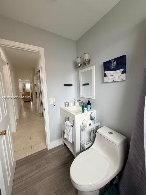 INTERNATIONAL GARDENS SEC - Residential Lease