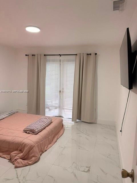 INTERNATIONAL GARDENS SEC - Residential Lease
