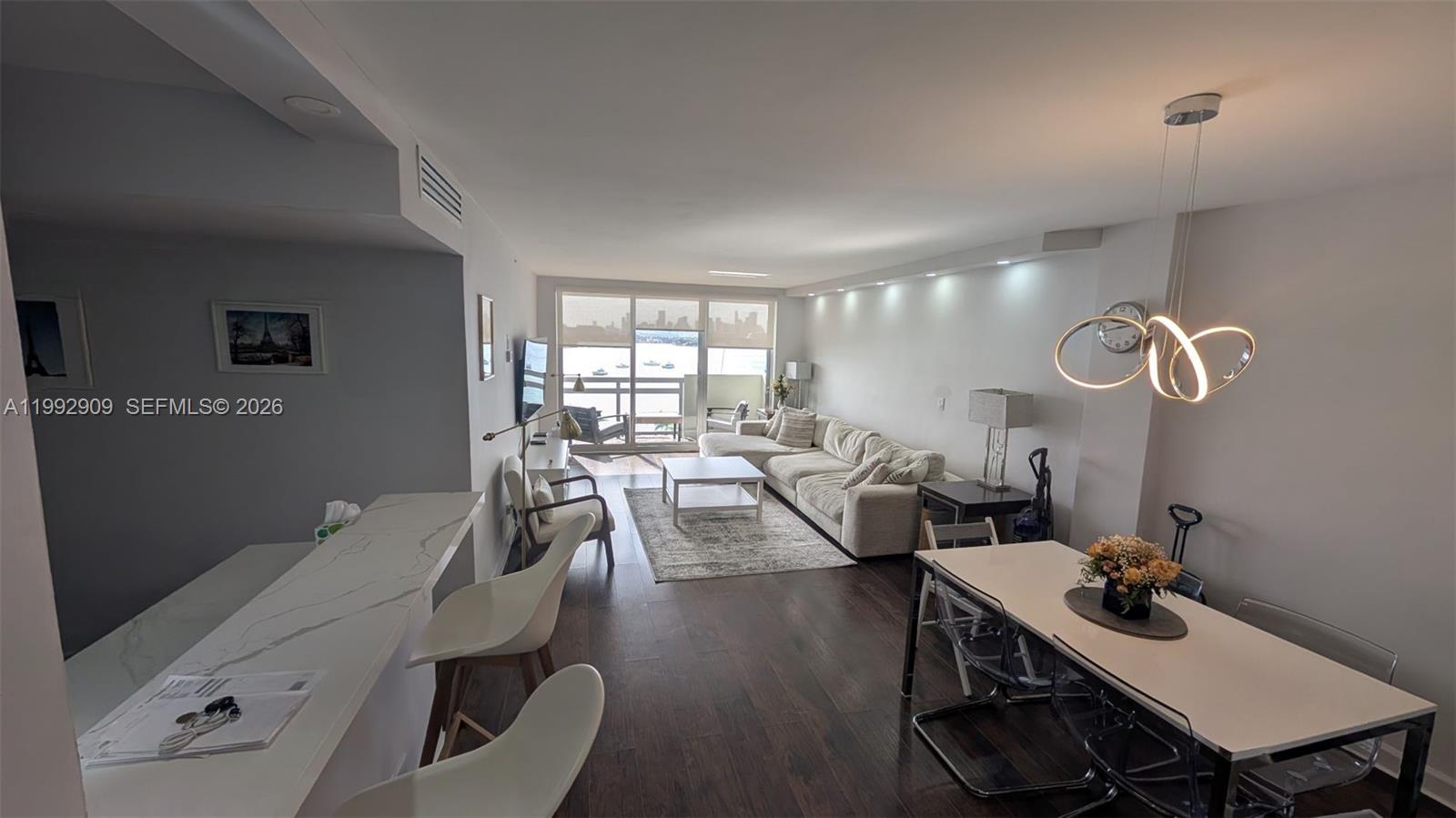 1500 Bay Rd 822S
