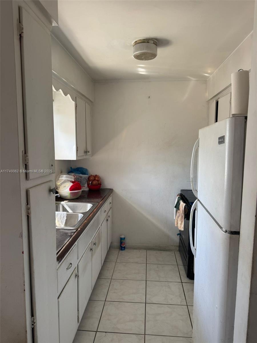 View photos, virtual tours, details... 735 Ridge Rd 2