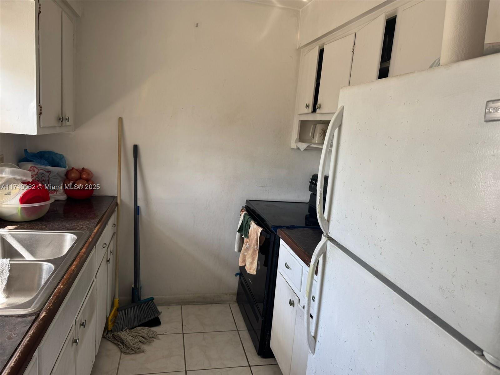 View photos, virtual tours, details... 735 Ridge Rd 2