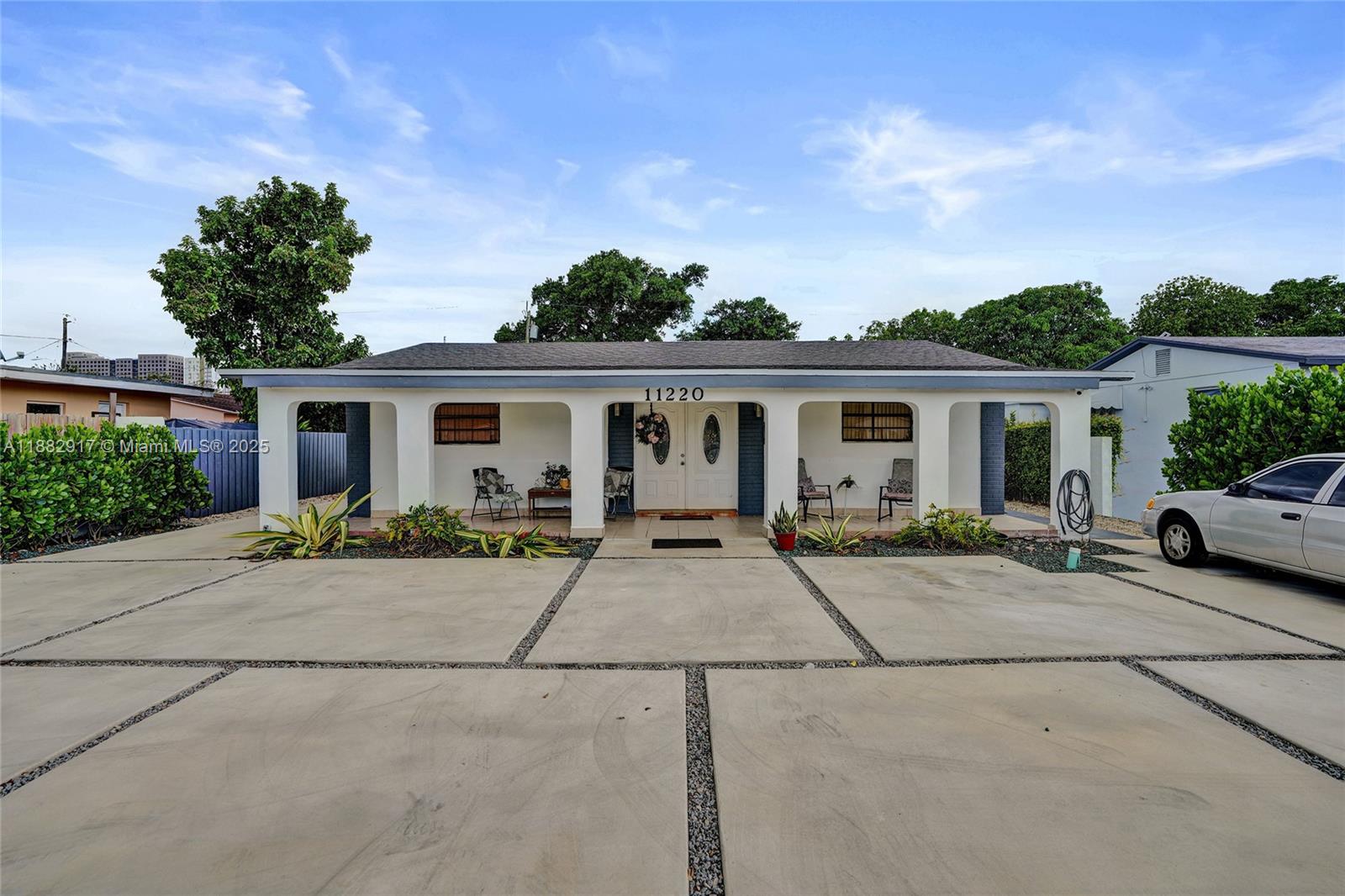 SWEETWATER GROVES .14 AC - Residential Income