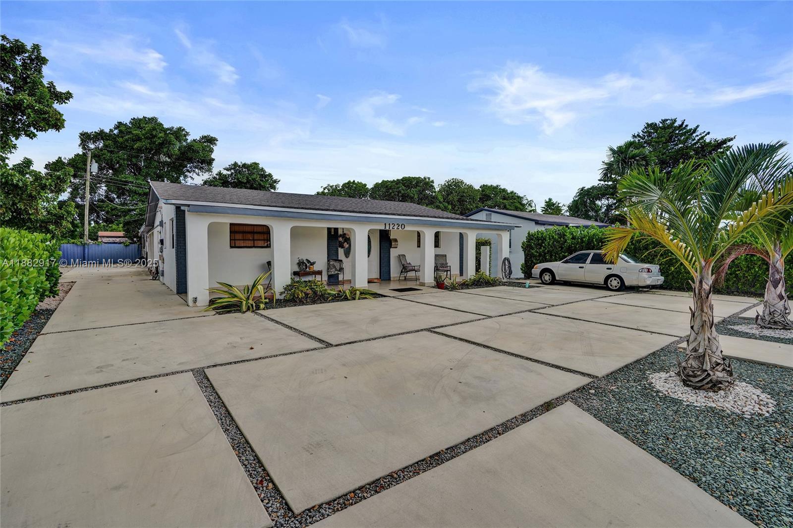 SWEETWATER GROVES .14 AC - Residential Income