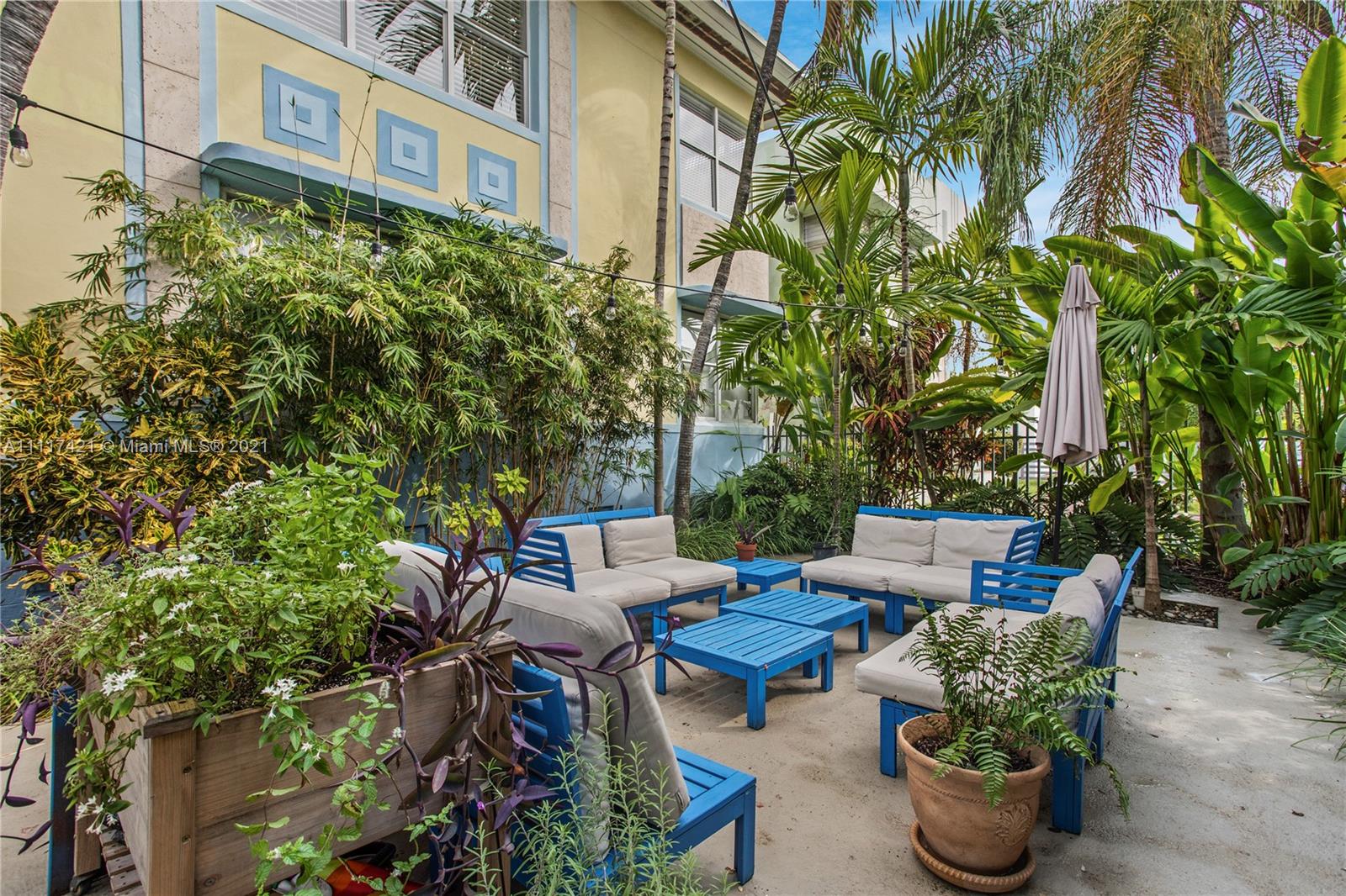 HENDERSON CONDO - Residential