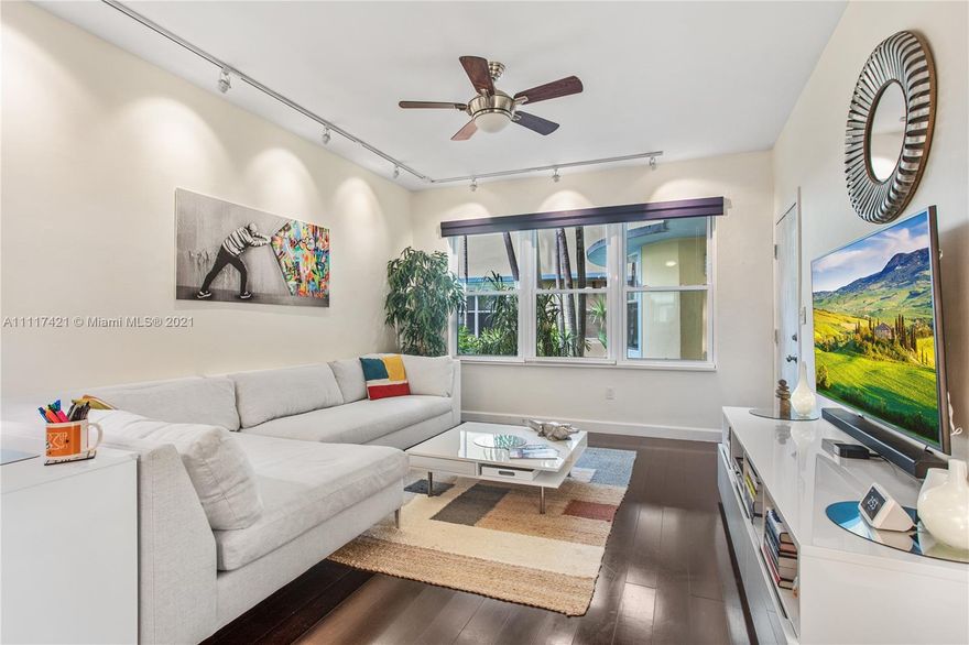 Modern and elegant 2 bedroom/2 bathroom in the historic Art Deco building, Henderson Condo, by architect T Hunter Henderson. This corner unit features a modern kitchen, modern bathrooms, impact windows, hardwood floors, a lot of natural light, washer/dryer inside, and central air. This well-maintained building comes gated with a beautifully landscaped tropical courtyard, fountain, barbecue, and seating area.  Located in the heart of South Beach, walking distance to the beach, Lincoln Road, restaurants, shopping and more. Pet friendly!