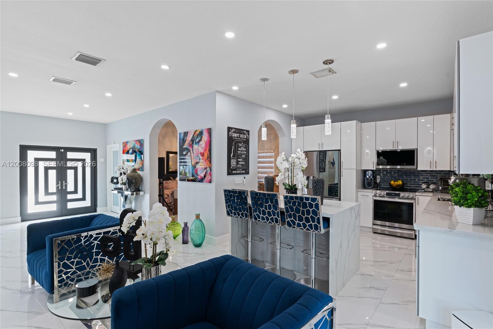 TENNESSEE ESTATES - Residential