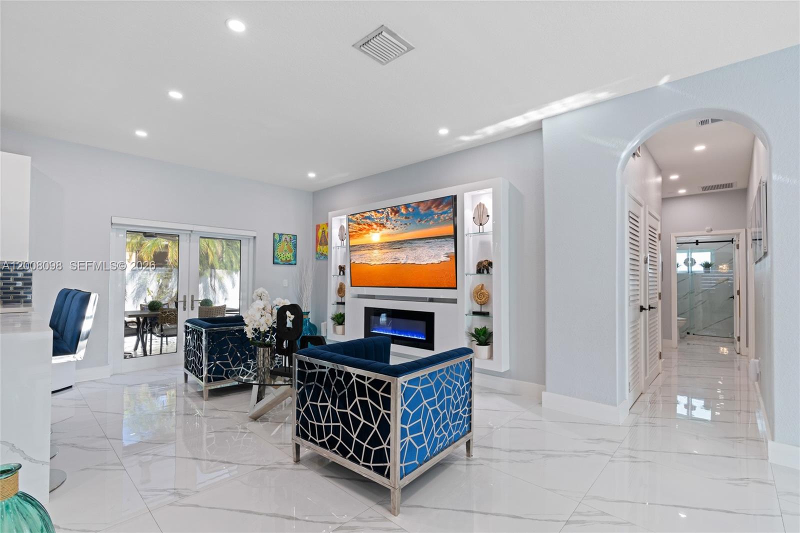 TENNESSEE ESTATES - Residential