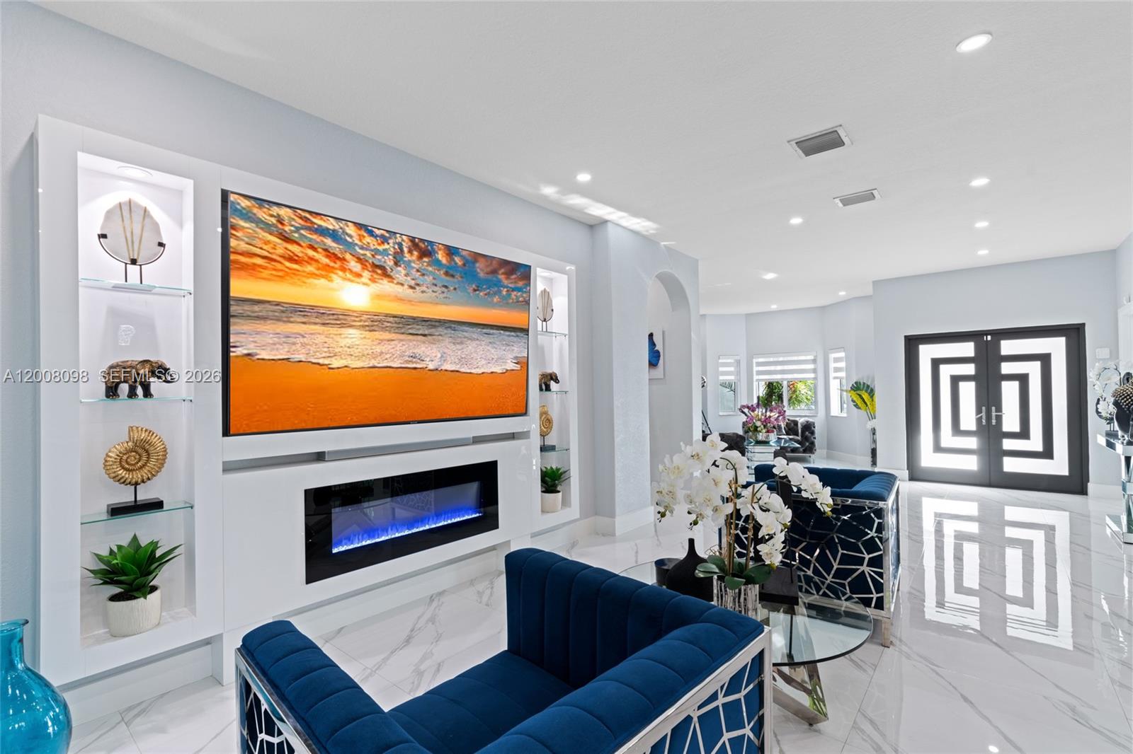 TENNESSEE ESTATES - Residential