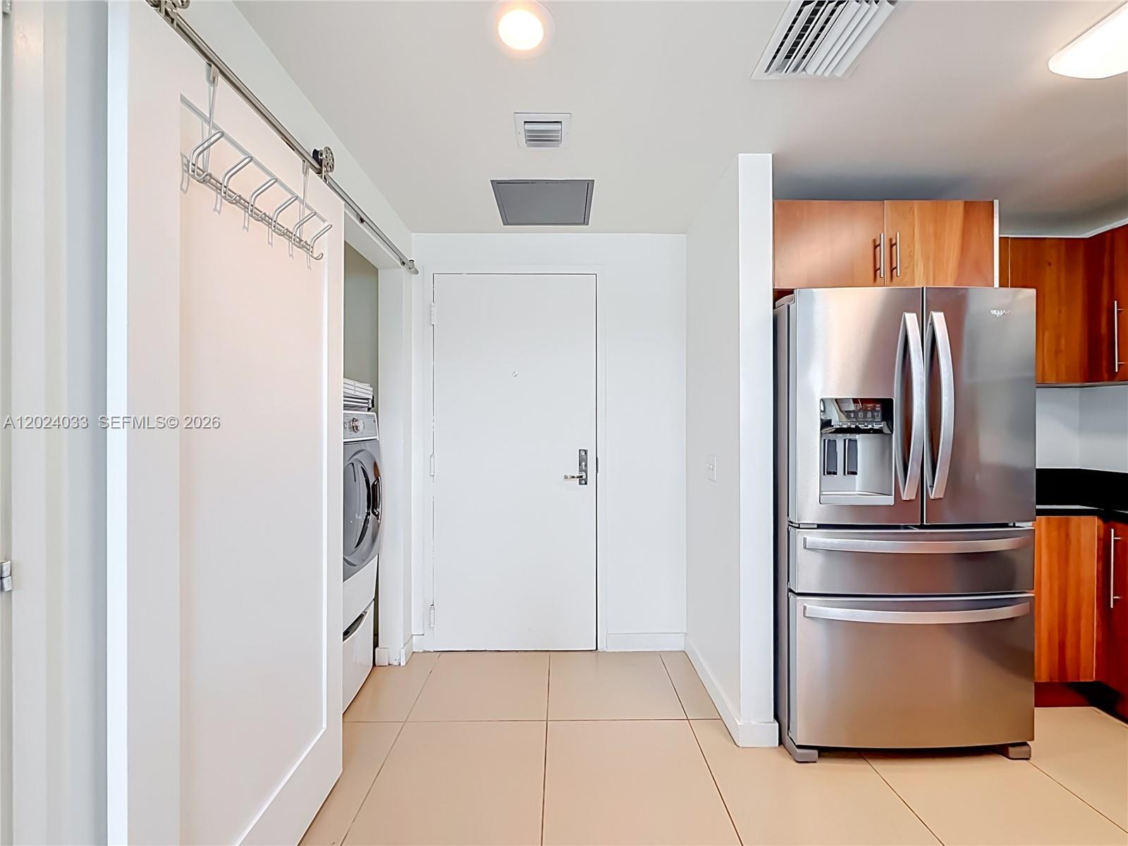 300 S Biscayne Blvd L-1016