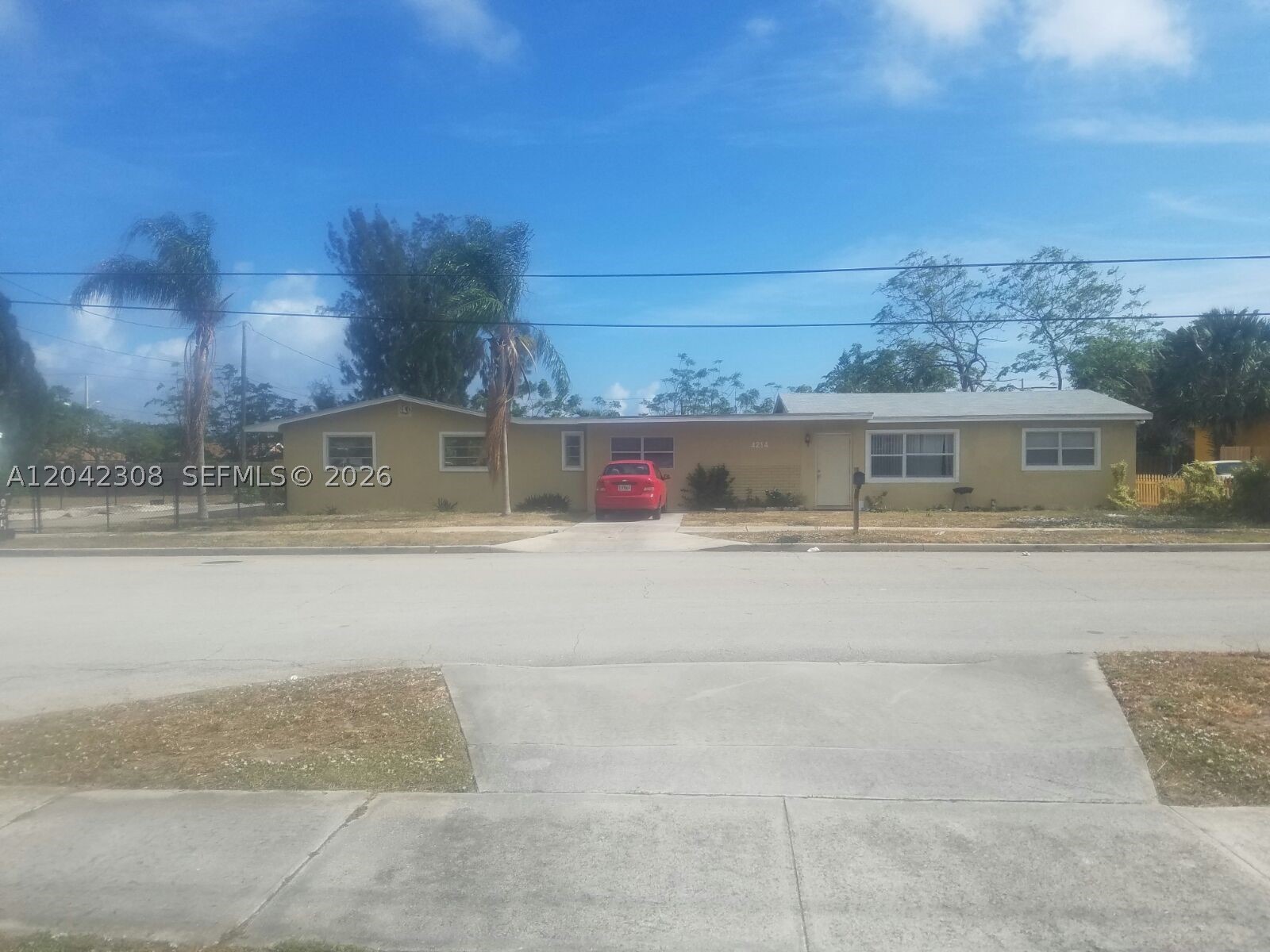 Photo 1 of 9 — 4214 Greenwood Ave, West Palm Beach, FL 33407