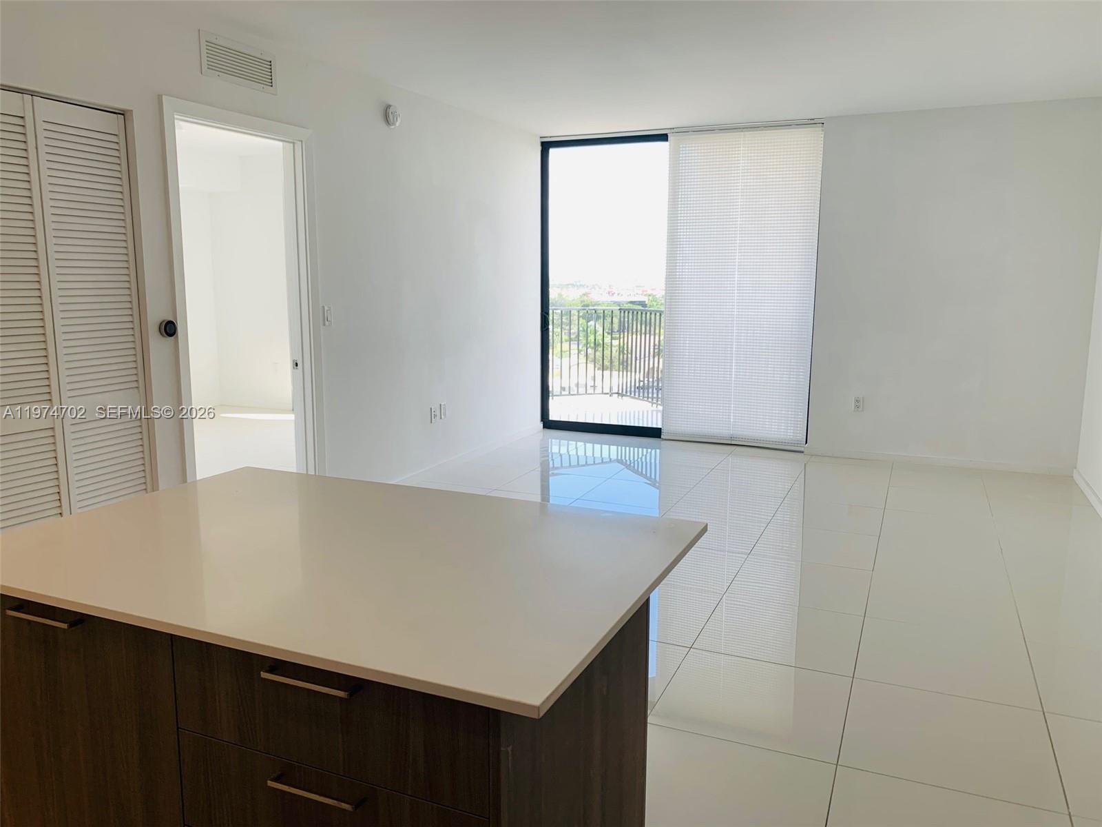 5252 PASEO - Residential Lease