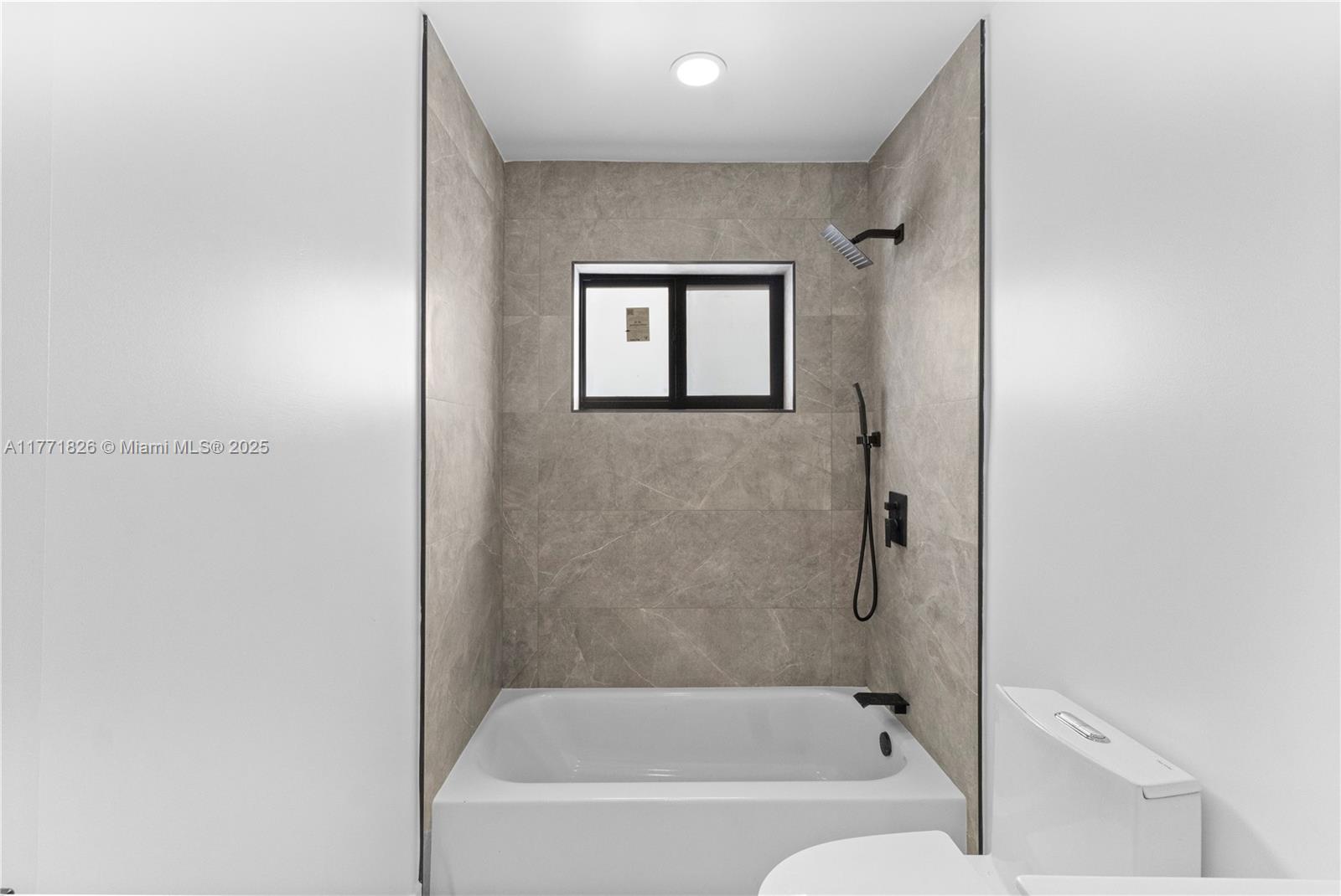 HOLLYWOOD HILLS AMEN PLAT - Residential