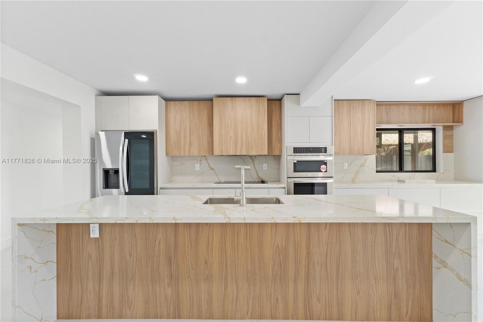HOLLYWOOD HILLS AMEN PLAT - Residential