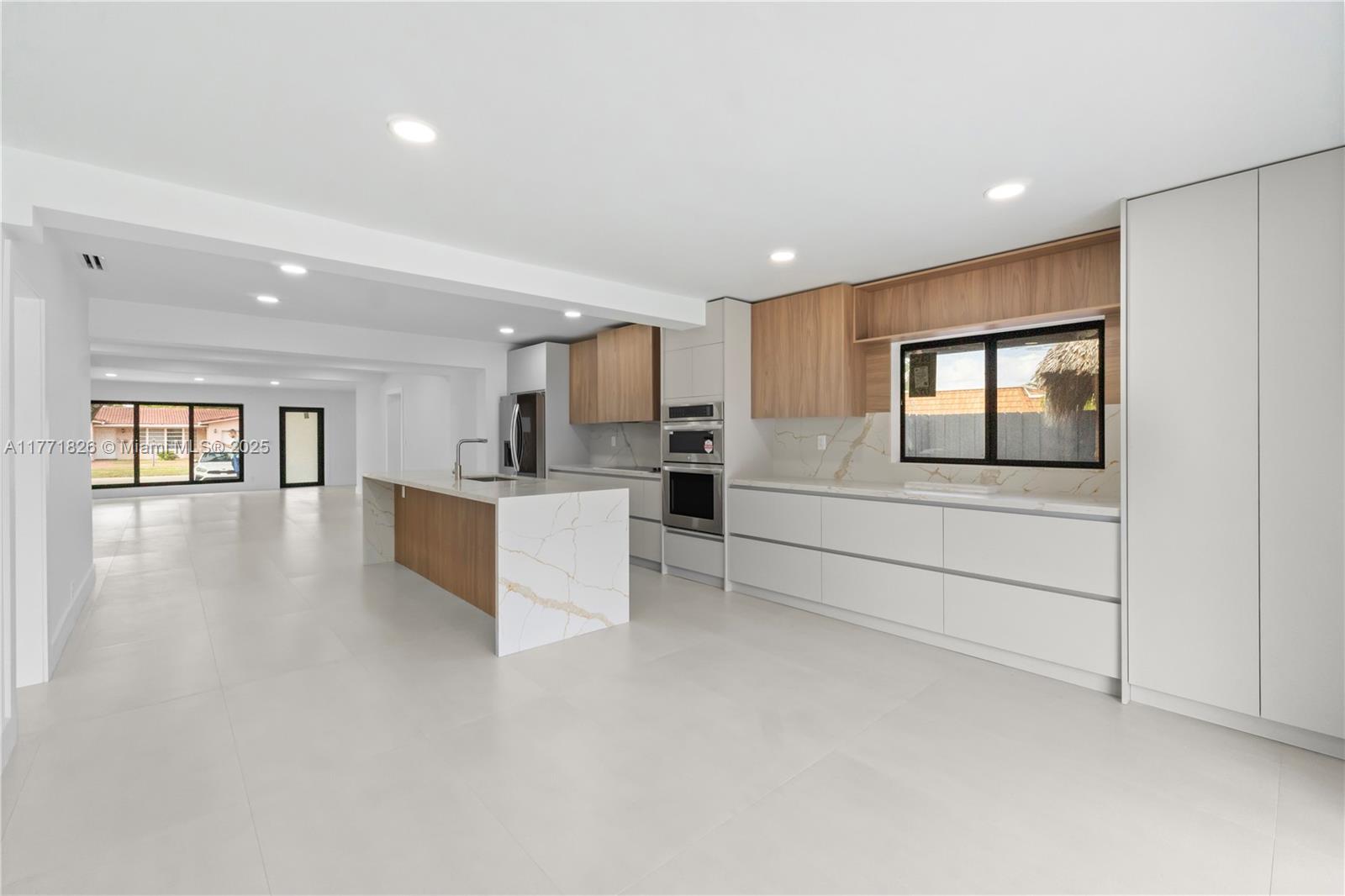 HOLLYWOOD HILLS AMEN PLAT - Residential
