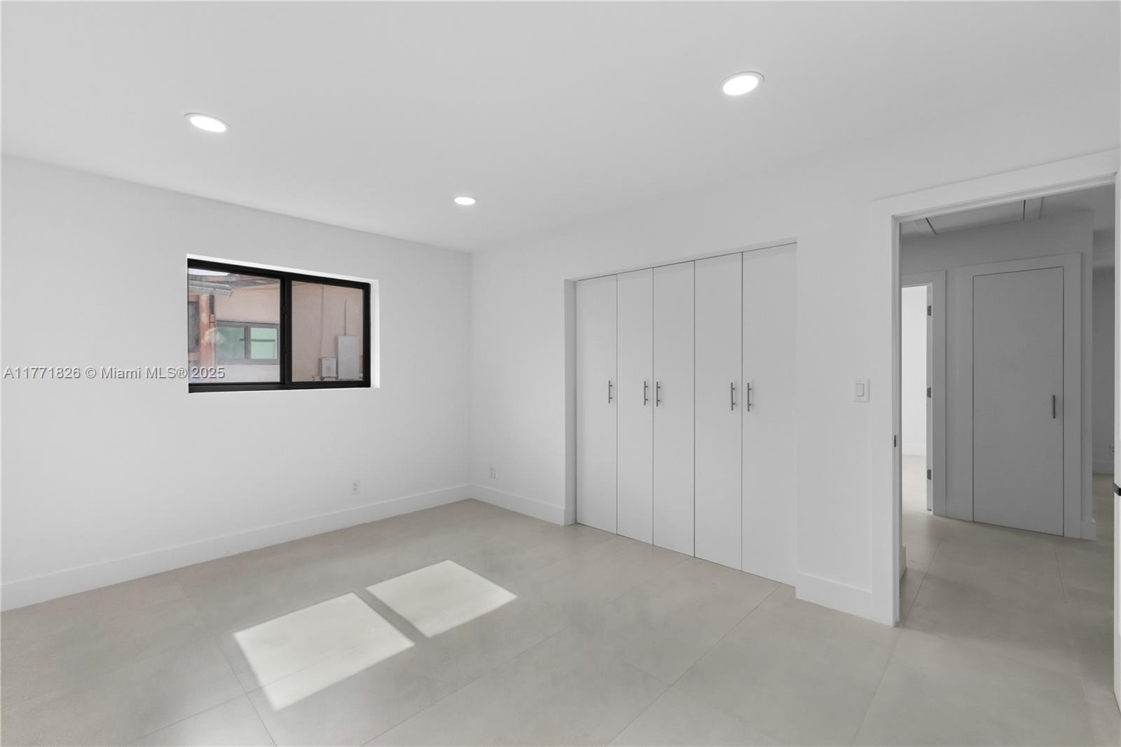 HOLLYWOOD HILLS AMEN PLAT - Residential