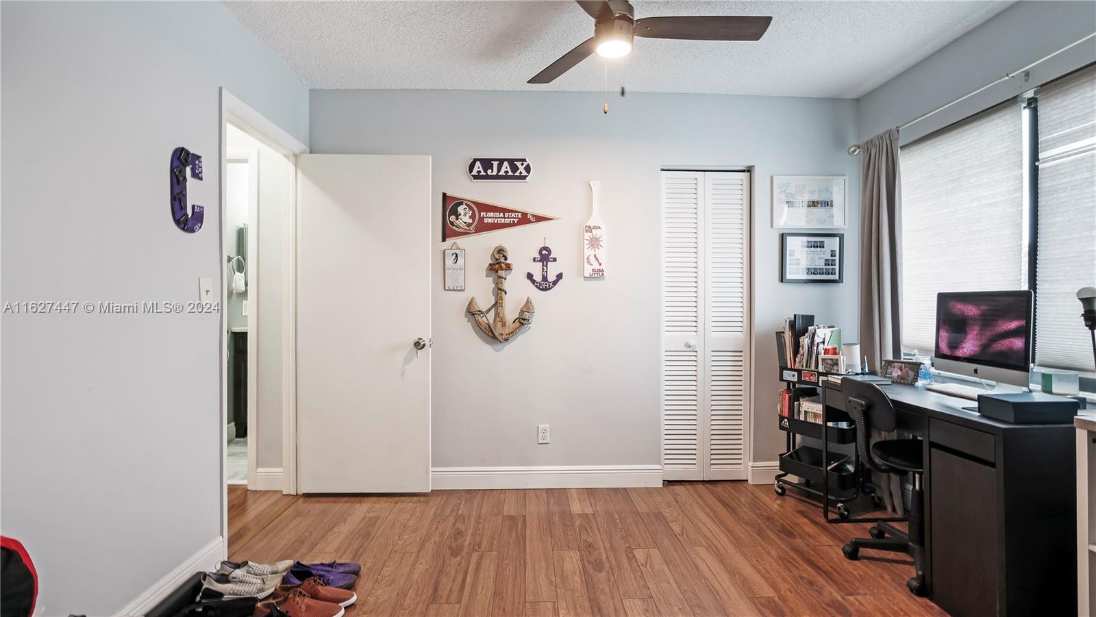 Photo 13 of 19 of 3 Laredo Pl 6-10 condo